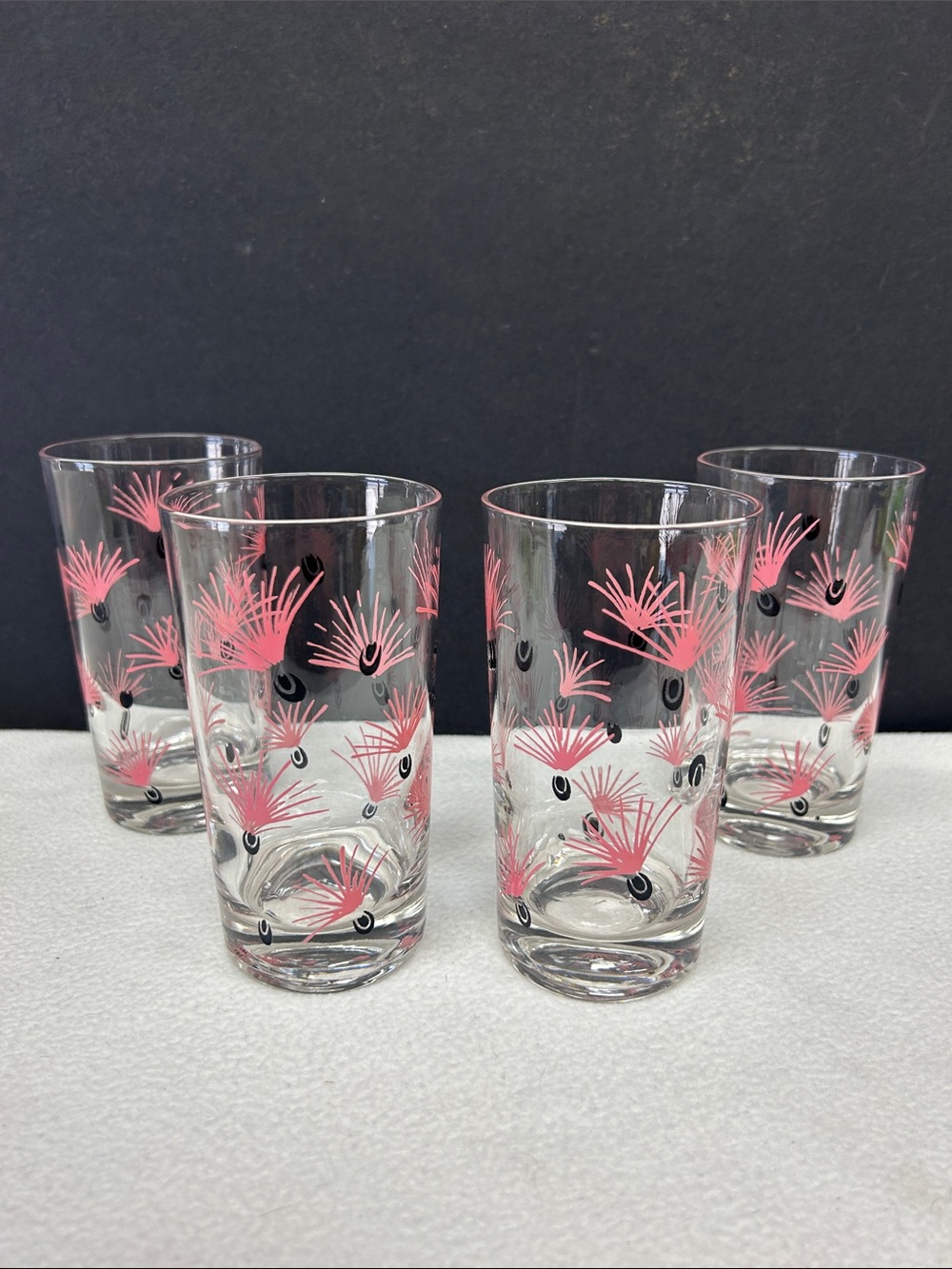 Vintage 1950’s FEDERAL GLASS CO set of 4 “Milkweed Merry Maker “ 300 ml glasses